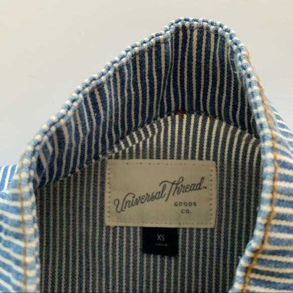 Via Penny Lane Reworked Apparel | Aerosmith Graphic Denim Jacket XS - Picture 4 of 11